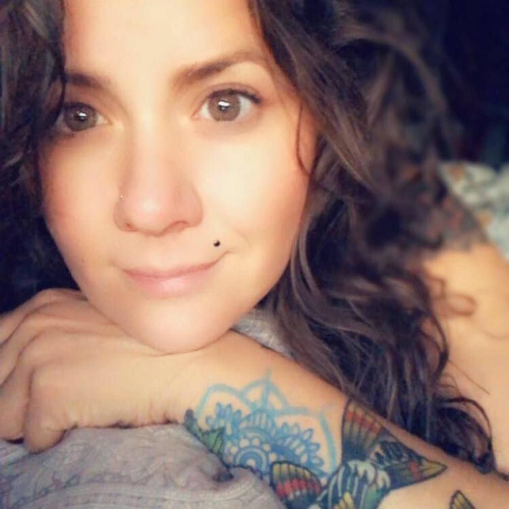 Meet your Posher, Jeniffer